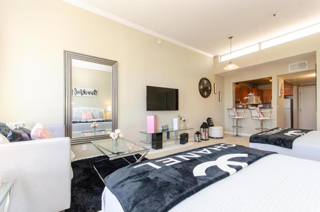 Loft Apartments At Hollywood Free Parking Close To Studios Universal Λος Άντζελες Εξωτερικό φωτογραφία